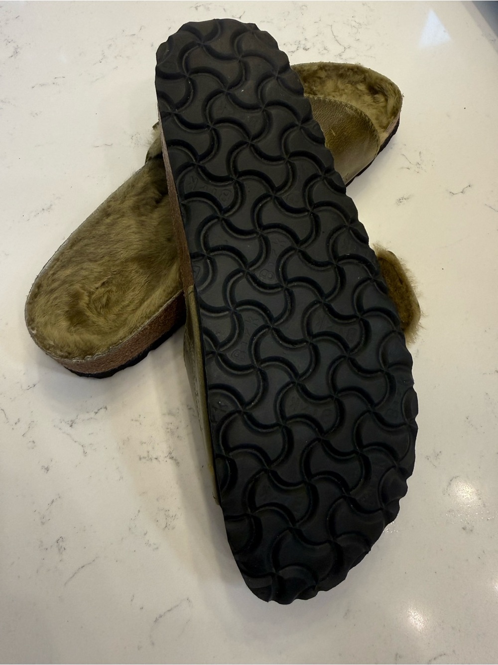 Birkenstock Madrid Big Buckle Shearling Oiled Leather Sandals in Olive Sz 38 - Picture 5 of 8
